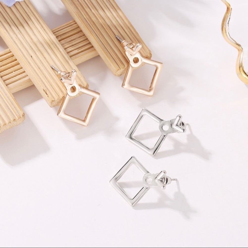 Special deal 🥳NWT earrings gold and silver available. - Picture 2 of 5